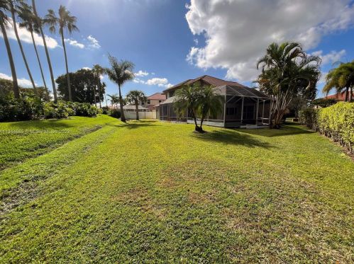 1231 179th Ave, Hollywood FL  33029-3162 exterior