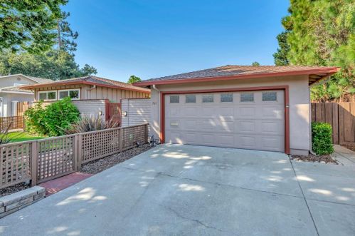 561 Middlebury Dr, Sunnyvale, CA 94087-1318