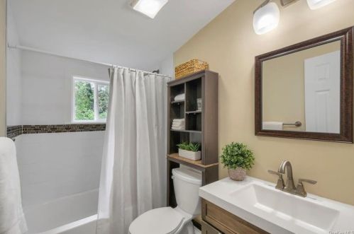 335 Simpson Pl, Peekskill NY  10566-4521 exterior