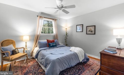 117 Monticello Dr, Riverton NJ 08077-4377 exterior