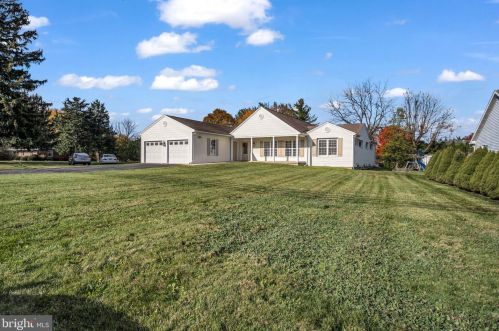 19 Skyport Rd, Navy Sup Dpt PA  17050-2329 exterior