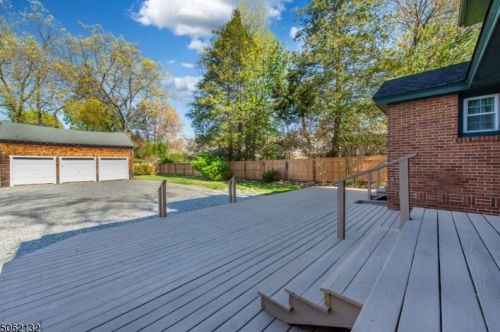 422 Grove St, Montclair NJ  07043-2228 exterior