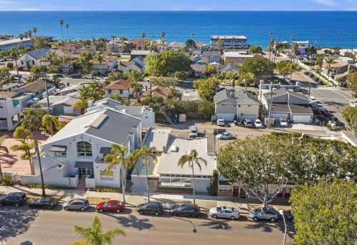 530 2nd St, Encinitas CA  92024-3567 exterior