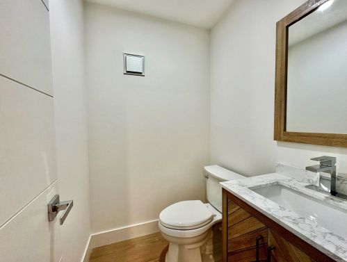 4315 Lakewood Dr, Delray Beach FL  33445-9004 exterior