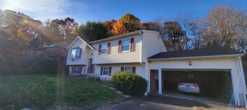 34 Peach Orchard Hl, Plainville, CT 06062-1541