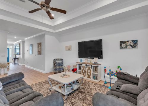 69 Hammock Oaks Blvd, Freeport FL  32439 exterior