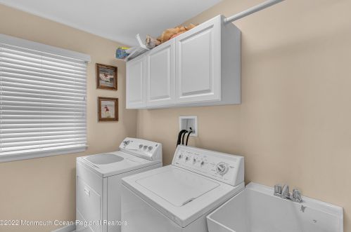 1809 Greenwood Ter, Belmar NJ 07719-2911 exterior