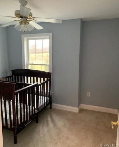 22 Hudson Cir, Marlborough NY  12542-6187 exterior