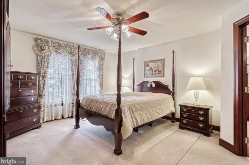 201 Mdw Ln, Navy Sup Dpt PA 17055-9531 exterior