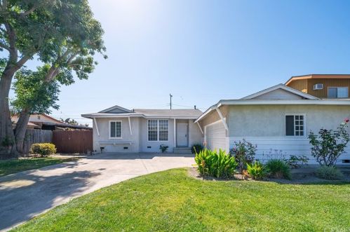 13221 Lucille St, Garden Grove, CA 92844-2041