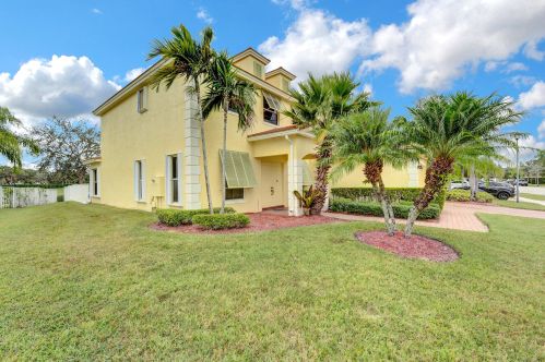 225 Palm Beach Plantation Blvd, West Palm Beach, FL 33411-4558