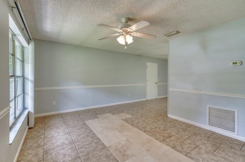 194 Elm Dr, Orange City FL  32763-7401 exterior