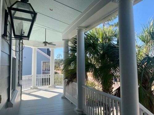 2613 Crooked Stick Ln, Mount Pleasant SC  29466-8738 exterior