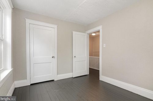 2315 Penn St, Harrisburg PA  17110-1046 exterior