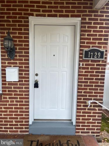 1729 Powell St, Norristown, PA 19401-3023
