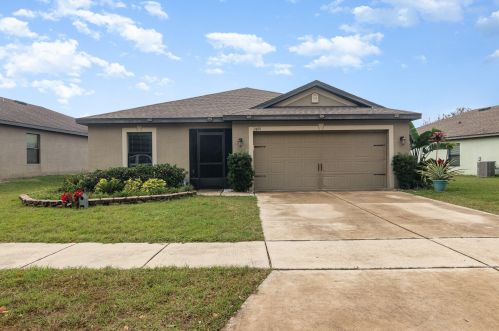 2491 Bracknell Forest Trl, Tavares, FL 32778-5706