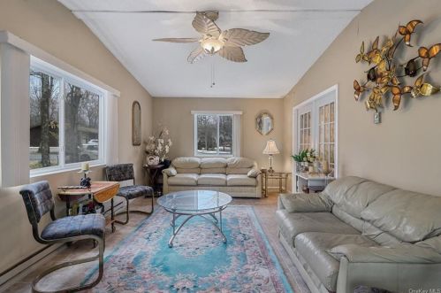 36 Nottingham Gate Rd, Rock Hill NY  12775-6505 exterior