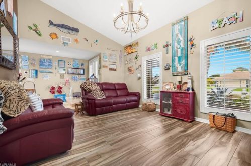 2524 Kings Lake Blvd, Naples, FL 34112-5400