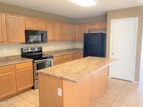 11343 153rd Dr, Sun City, AZ 85379-5323
