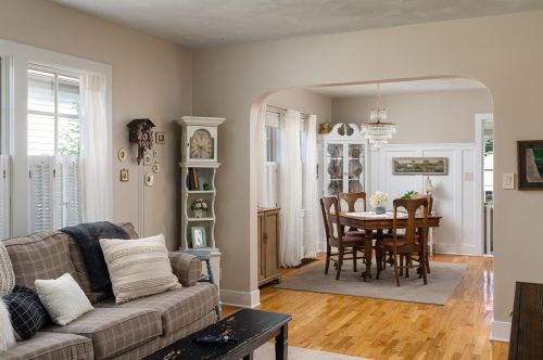 2305 Winnebago St, La Crosse, WI 54601-5126