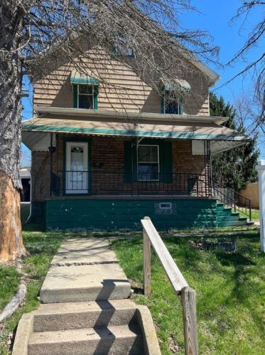 321 Hamilton Ave, Hermitage, PA 16121-2002