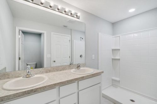 733 Holmes Ave, Lehigh Acres FL exterior