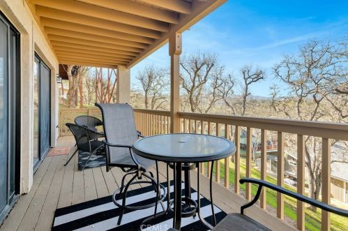 2355 Lakeview Dr, Lake Nacimiento CA  93426-9626 exterior