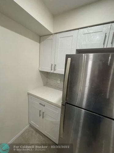 9667 15 Ct, Hollywood FL 33024-4429 exterior