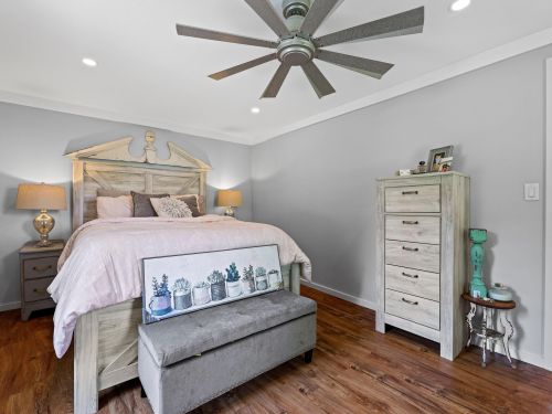 3722 Cedar Creek Rd, West Bend WI  53095-8759 exterior