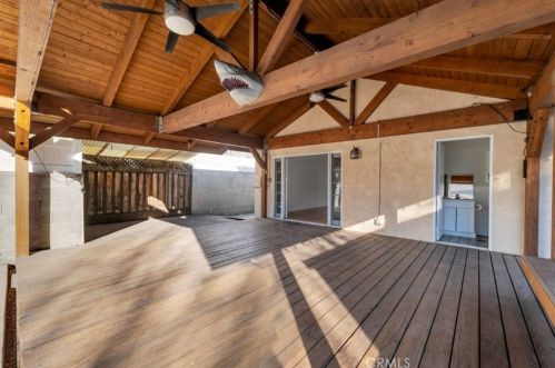 6229 Klump Ave, North Hollywood CA  91606-4213 exterior