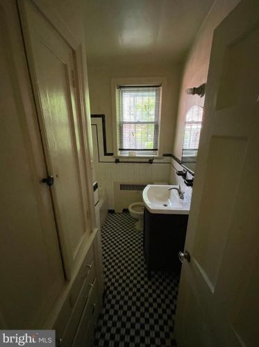 1419 Minnesota Ave, Washington DC 20020-5605 exterior