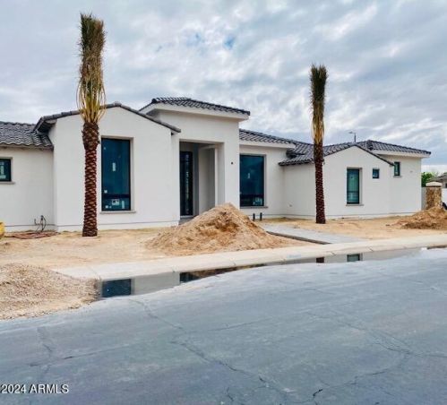 4305 Virgo Pl, Chandler, AZ 85249-5817