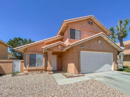 12362 Glenwood Ln, Victorville, CA 92395-9004