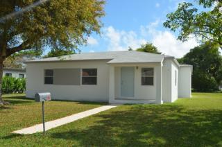 6630 45th St, Miami, FL 33155-5927