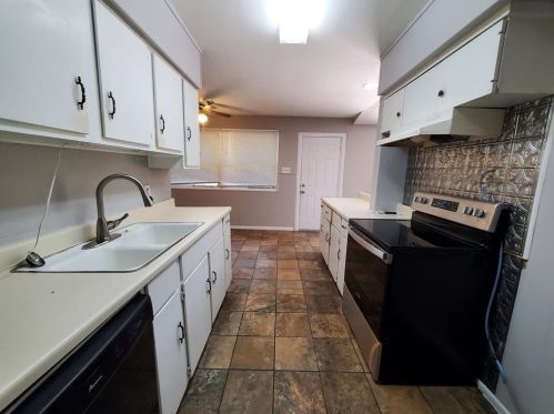 829 Loganwood Ave, Richardson TX  75080-3036 exterior