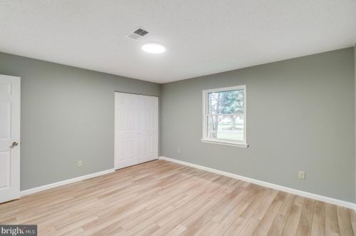 96 Royal Grant Way, Dover DE  19901-6124 exterior