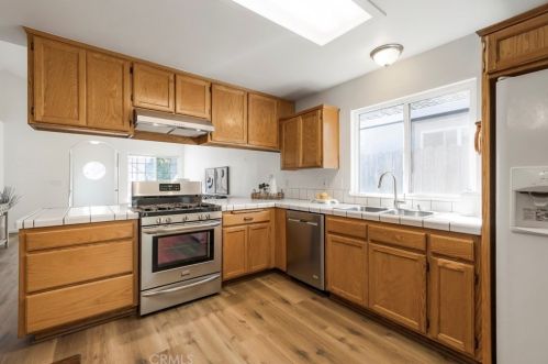 1056 Viceroy Dr, Chico CA  95973-8209 exterior