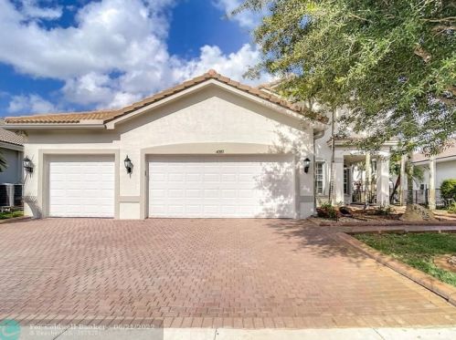 4385 179th Way, Hollywood, FL 33029-6303