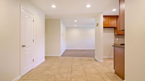 209 Prospect St, Ripon CA  95366-2018 exterior