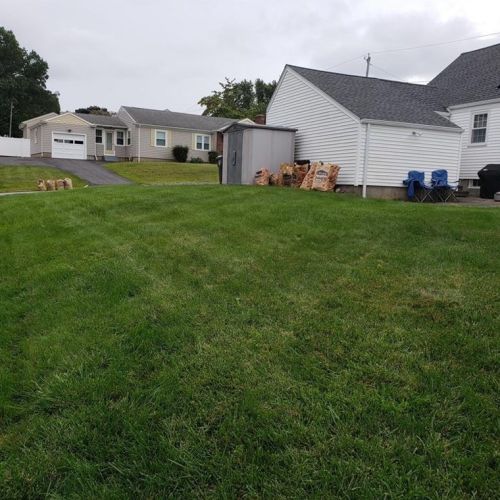 24 Plymouth Rd, North Providence RI  02904-5225 exterior