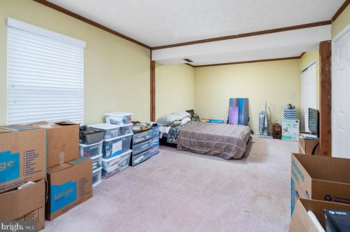 10917 Crestwood Dr, Spotsylvania VA 22553-1606 exterior