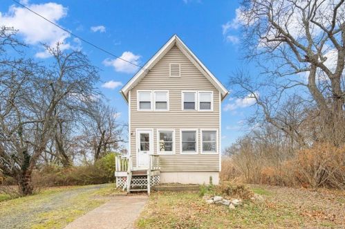 102 Surf Ave, Milford CT  06460-6340 exterior