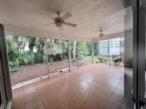 9846 Arbor View Dr, Boynton Beach FL  33437-5932 exterior