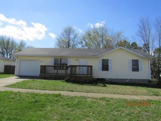 111 Poppy Ct, Radcliff, KY 40160-9301