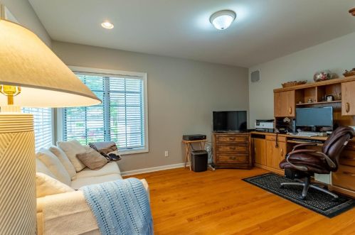 1632 Cherry Blossom Dr, Hammond IN 46321-5143 exterior