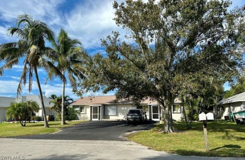 520 7th Ave, Cape Coral, FL 33909-2029