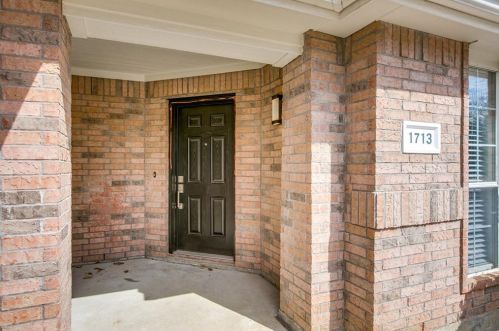 1713 Glendora Ct, Denton, TX 76210-3448