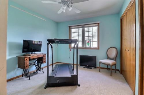 714 Hilbrich Ct, Dyer IN  46311-2775 exterior