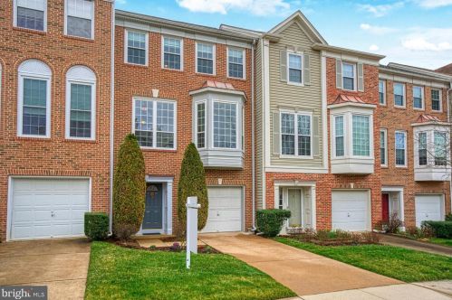 11755 Cherborg Pl, Woodbridge, VA 22192-7459