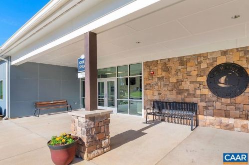 294 Jefferson Dr, Bybee VA  22963-2606 exterior